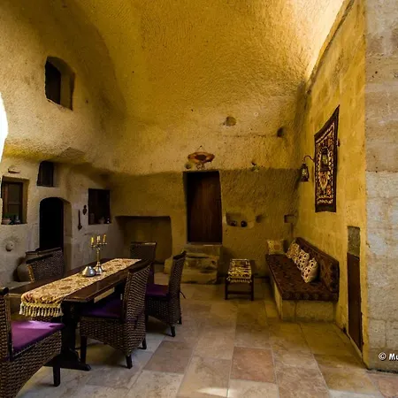 Lamihan Cave Hotel 4*